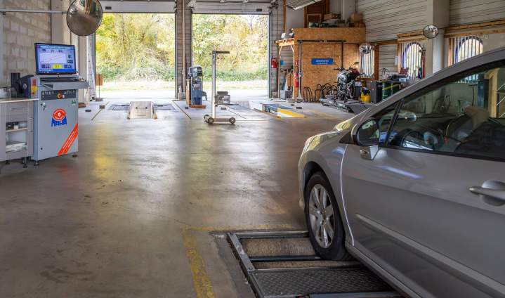 Centre de contrôle technique Le Mans